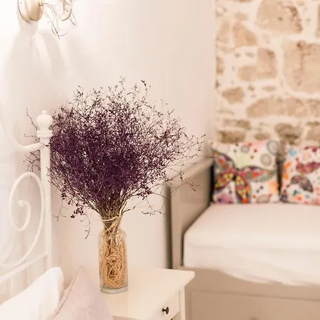 Atli Han Alacati Bed and Breakfast Çeşme